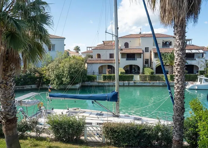 La Maison De L'Ile Bora